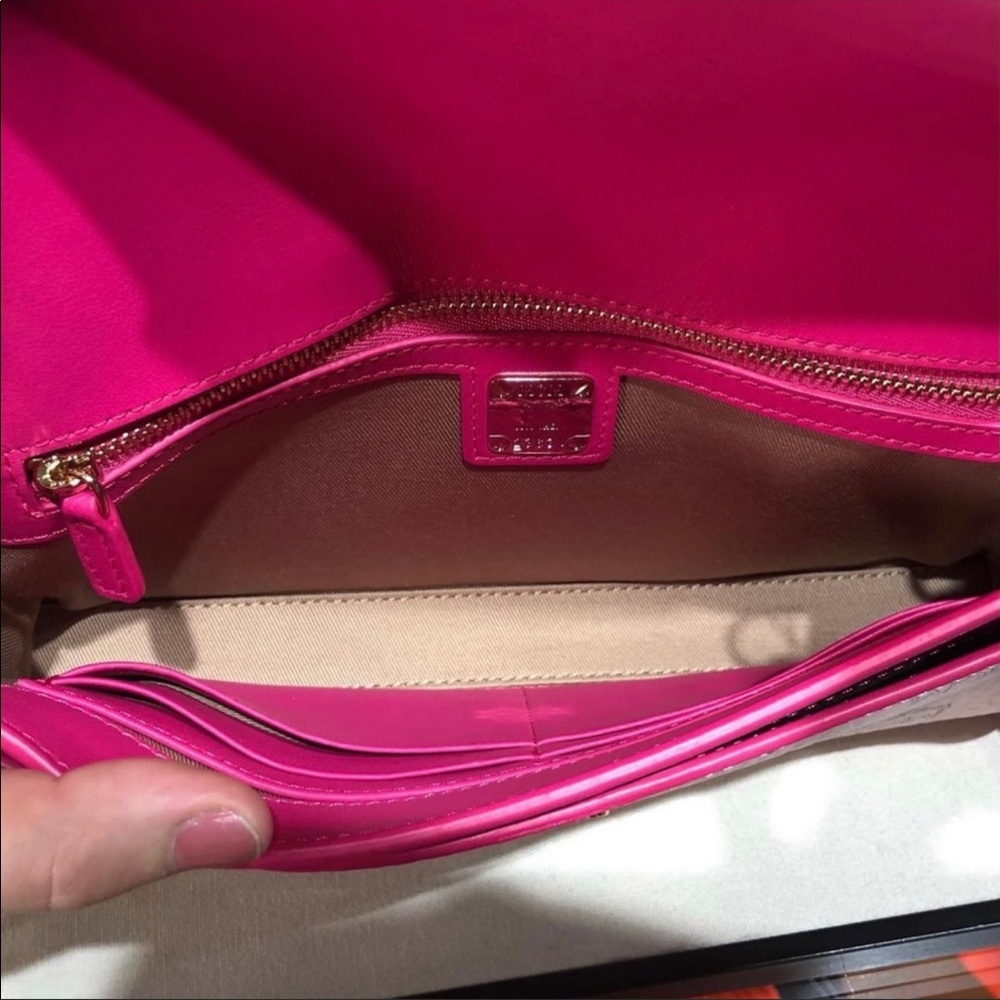 Last one! On sale! MCM medium crossbody bag $675+ tax - Picture 4 of 9